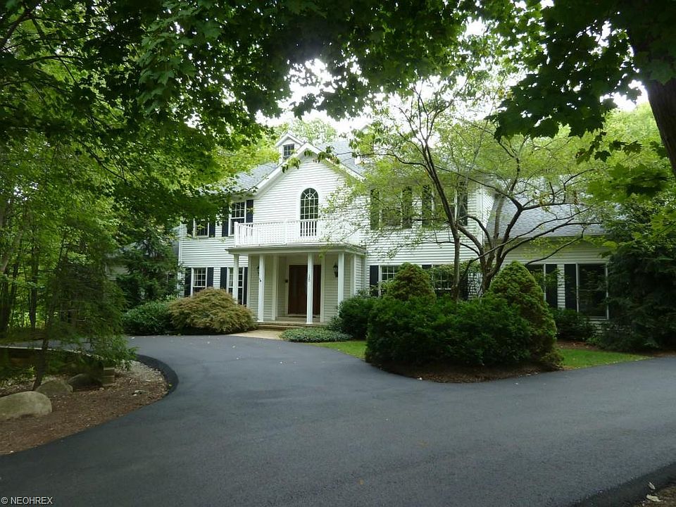 1st image of 120 Sterncrest Dr