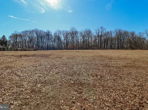 2 Manor Ct, Rising Sun, MD 21911