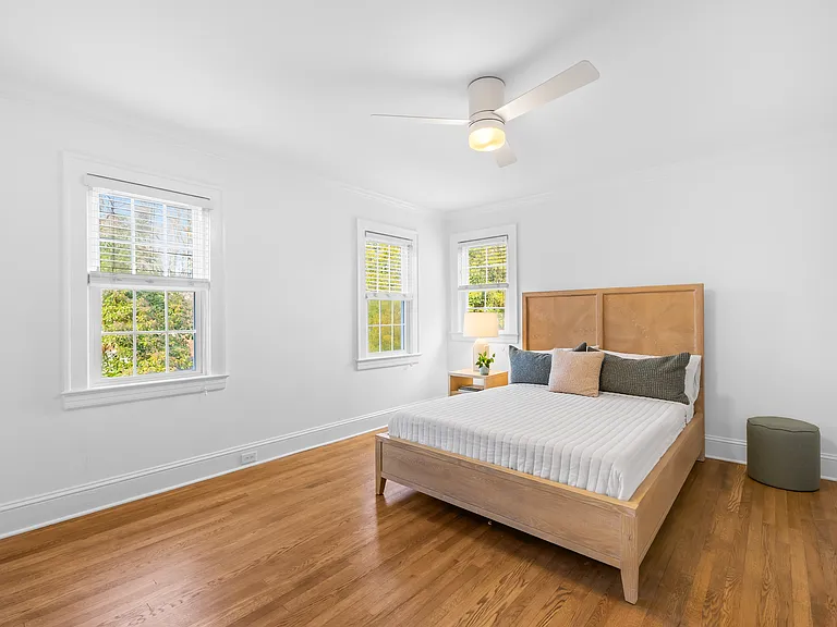 625 E Polo Rd — Photo 18