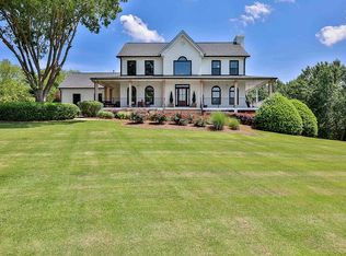 10866 Forrest Rd, Grantville, GA 30220