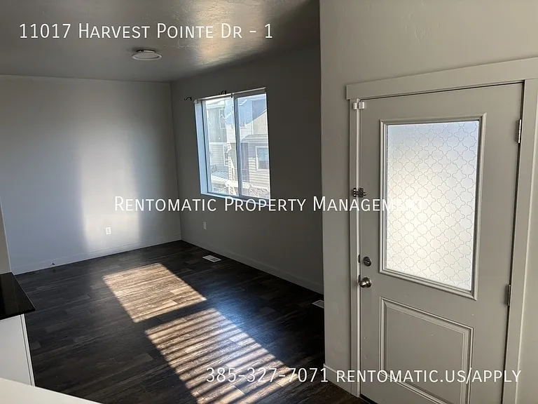 11017 S Harvest Pointe Dr #1 — Photo 13