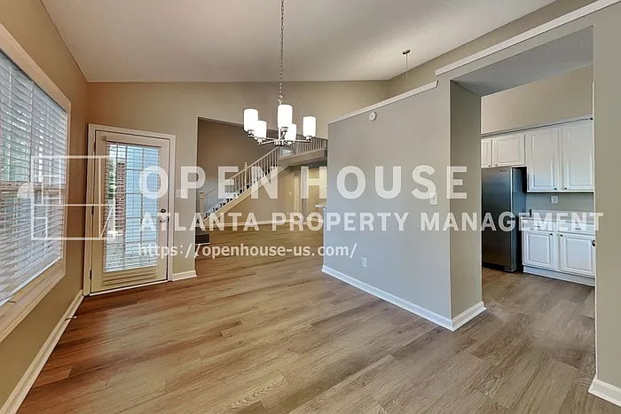 6778 Oakhurst Ct — Photo 8
