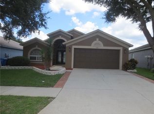 525 Greg St, Valrico, FL 33594