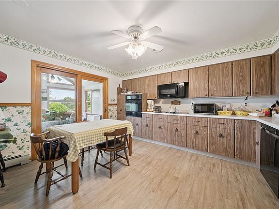 4th image of 277 Highberger Rd