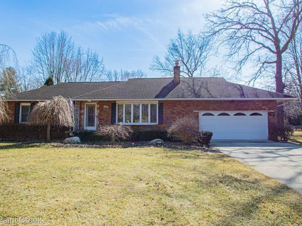 22022 Drexel St, Clinton Township, MI 48036