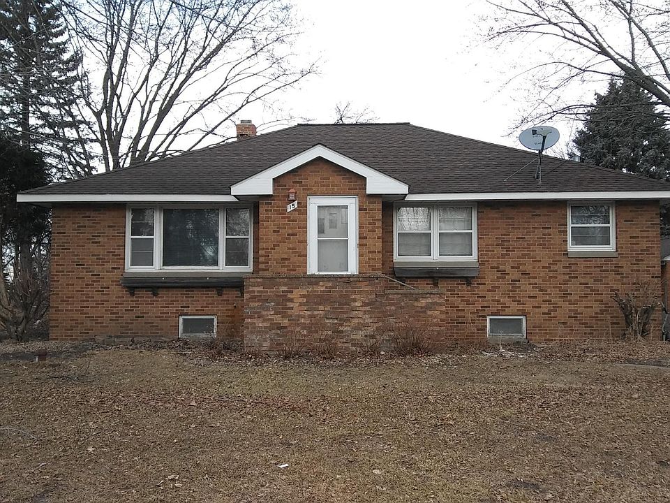 1st image of 15 Kingston Ave