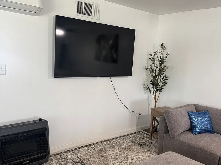 10106 Holland St — Photo 36