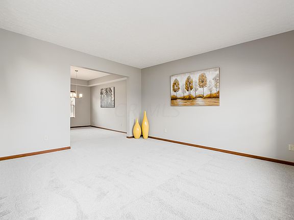 5th image of 7913 Wiltshire Dr