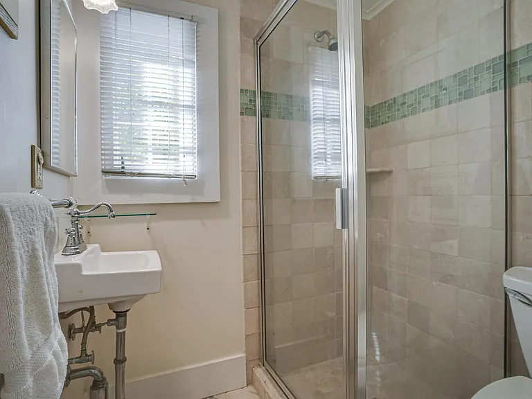 61 Ledge Rd — Photo 15