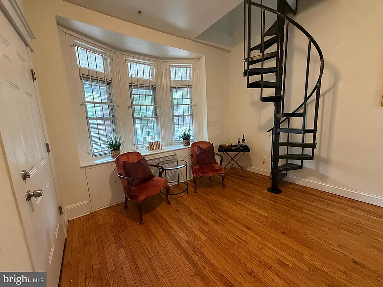 922 S 49th St #-1 — Photo 12