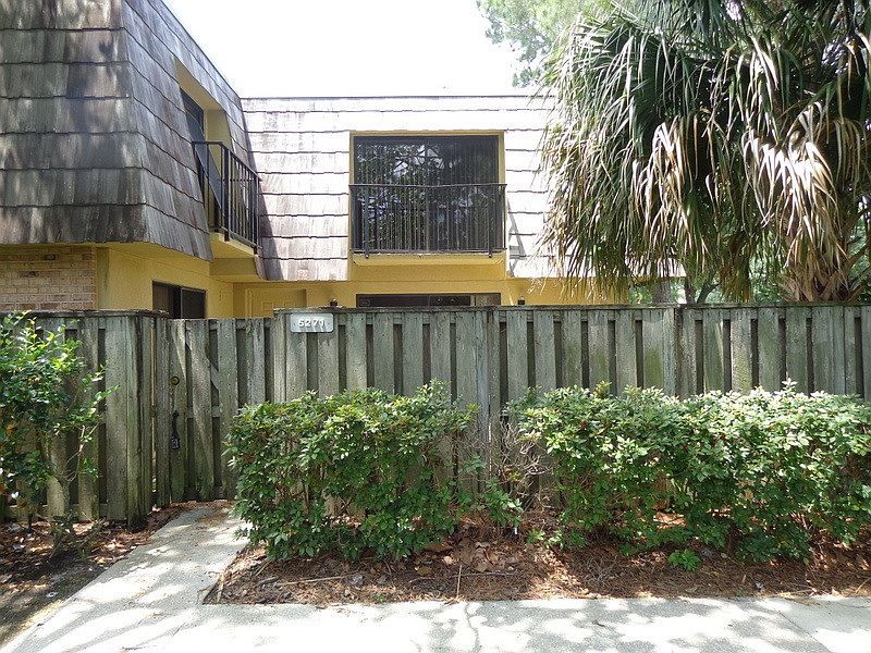 1st image of 5271 Brook Ct