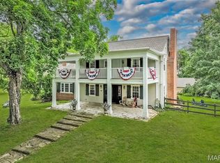 2041 Desloge Estates Dr, Villa Ridge, MO 63089