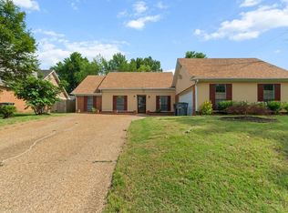 6561 Falling Tree Dr, Memphis, TN 38141