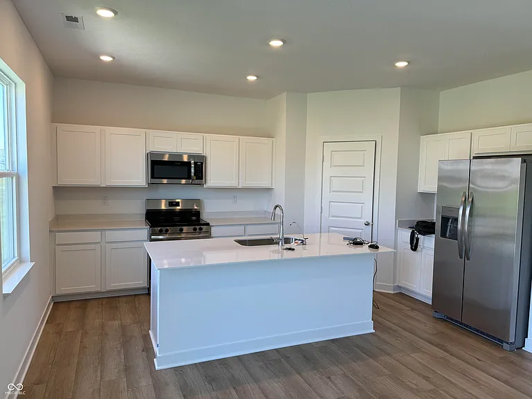 1048 Bald Tree Dr — Photo 5
