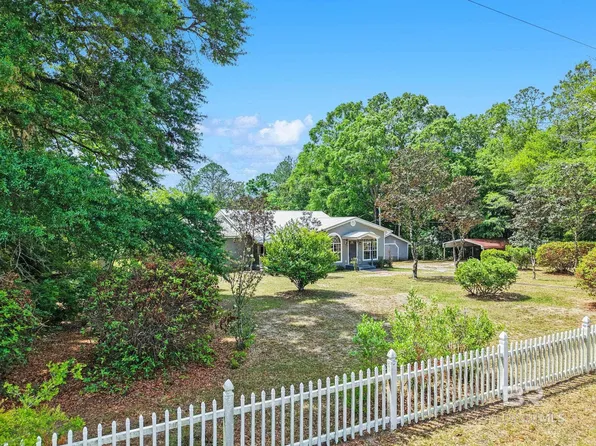 275 Howell Dr, Mount Vernon, AL 36560