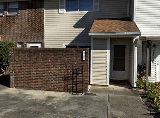 210 Sharon Ct, Mary Esther, FL 32569
