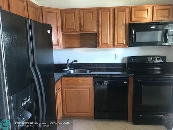 3rd image of 3550 NW 104th Ave APT 3