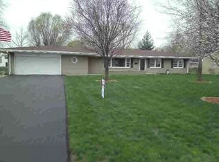 14 E North Court Dr, Decatur, IL 62526
