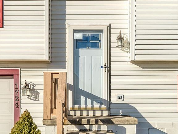 5th image of 1724 Westmeadow Dr