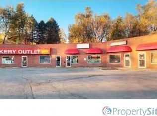 2922 Merle Hay Rd, Des Moines, IA 50310