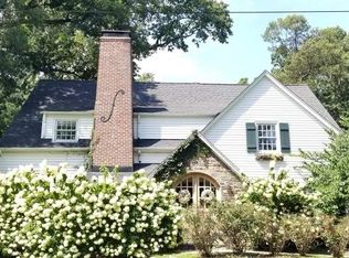 15 Crestwood Ln, Summit, NJ 07901