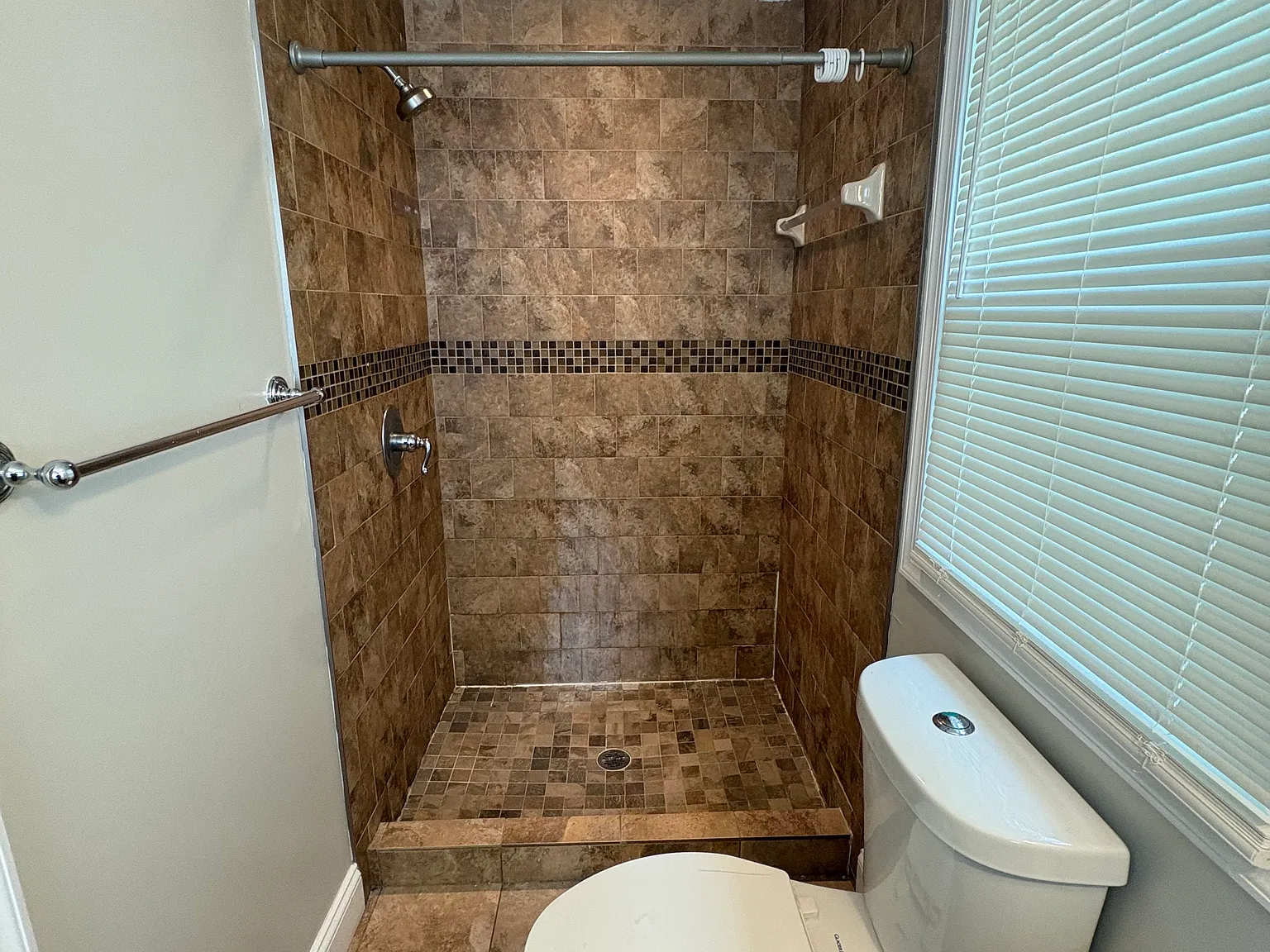 3 bed, 2.5 bath, 1320 sqft, $2,950 — Photo 4