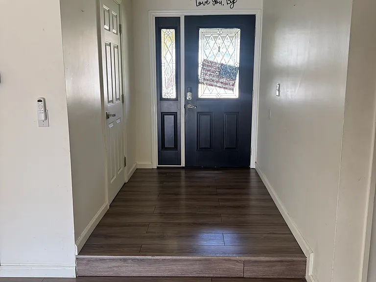 1330 N Hollis Ave — Photo 2
