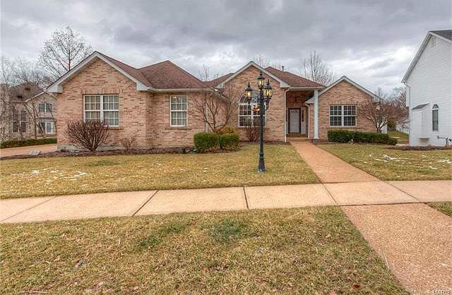 1st image of 6104 Clifton Oaks Pl