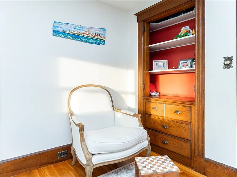 322 Humphrey St #1 — Photo 6