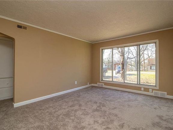 Living Room/Hallway Built-In Storage