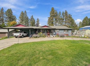 707 E Crawford Ave, Deer Park, WA 99006