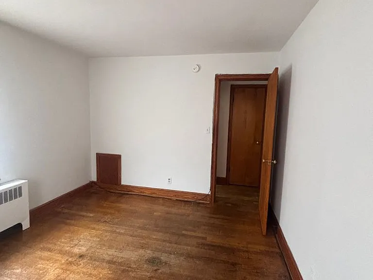 2735 Cedarhurst Ave NW — Photo 8