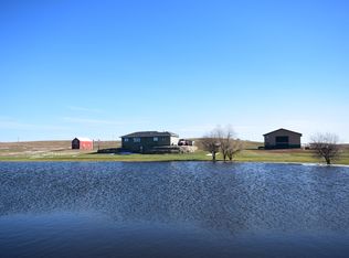 12412 440th Ave, Roslyn, SD 57261