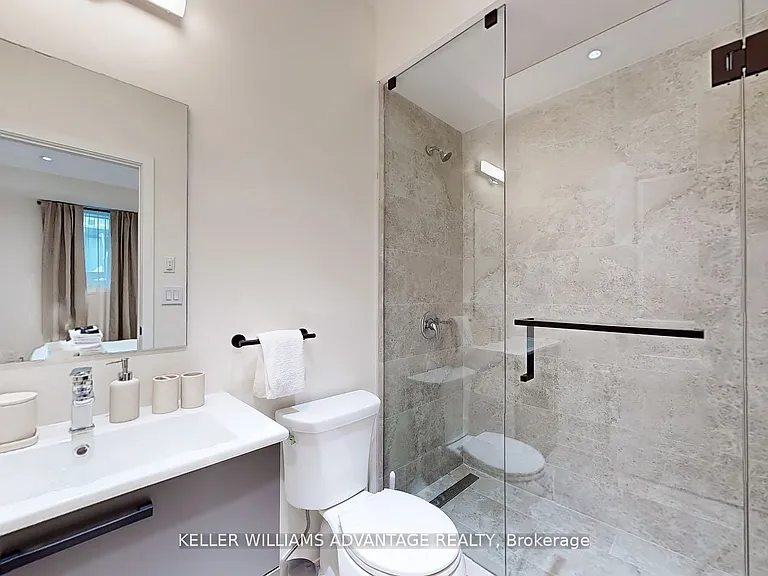 12 Batavia Ave #3 — Photo 6