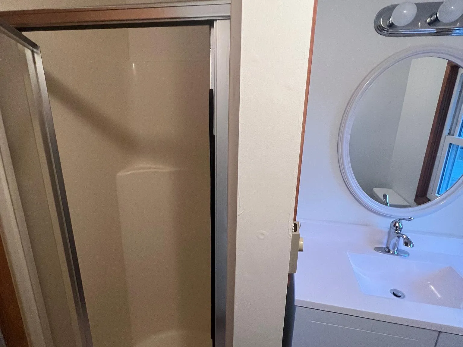 1 bed, 450 sqft, $1,100 — Photo 3