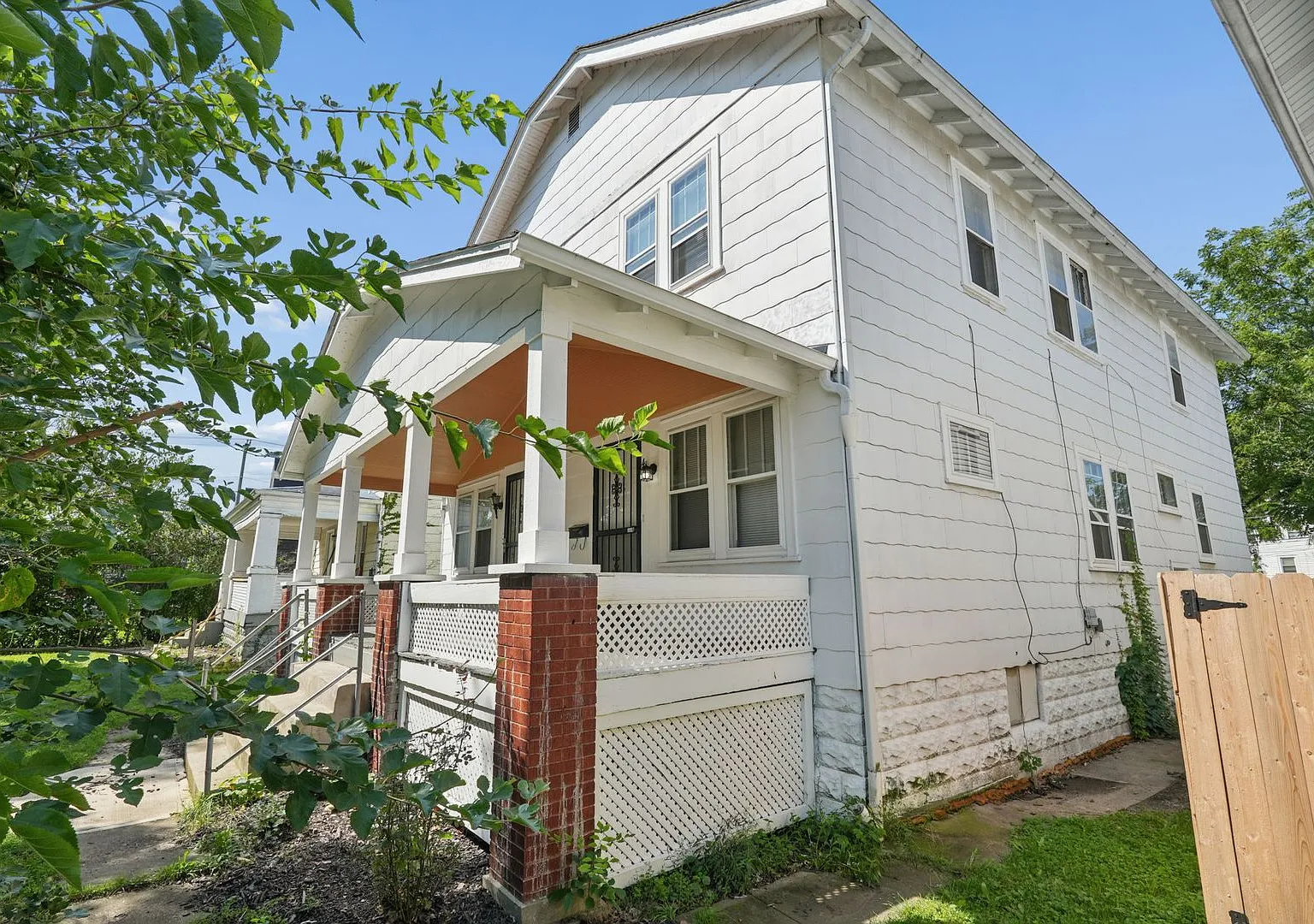41-43 N Huron Ave — Photo 3