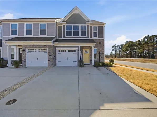 557 Bright Red Run, Chesapeake, VA 23323