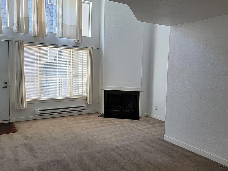 7309 Sand Point Way NE #B723B723 — Photo 3