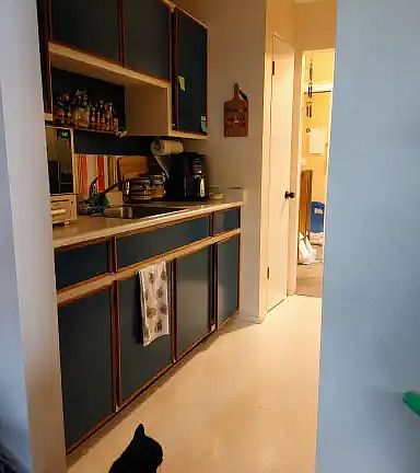 2nd image of 1233 Fairfield Rd #216