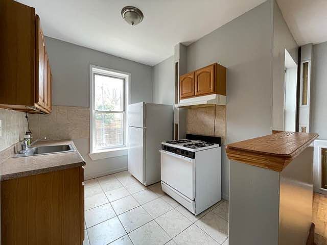 1st image of 643 Flatbush Ave #3B