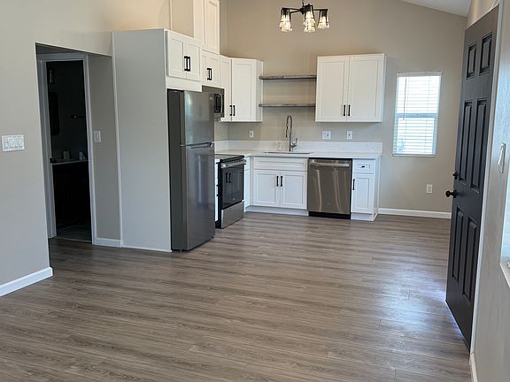 5th image of 4542 3rd St