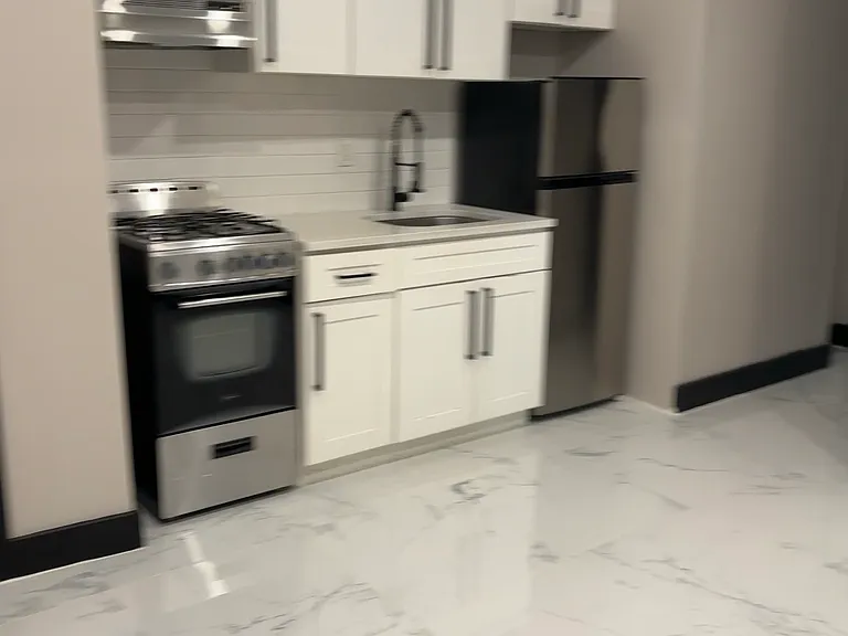 55 Lincoln St #103 — Photo 2