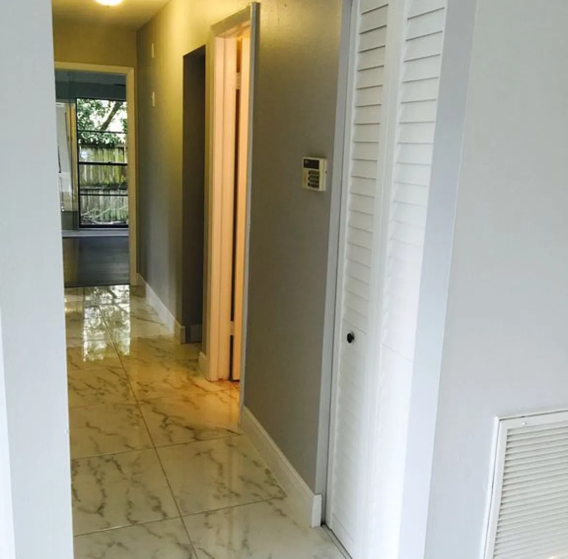 3 bed, 1555 sqft, $2,450 — Photo 3