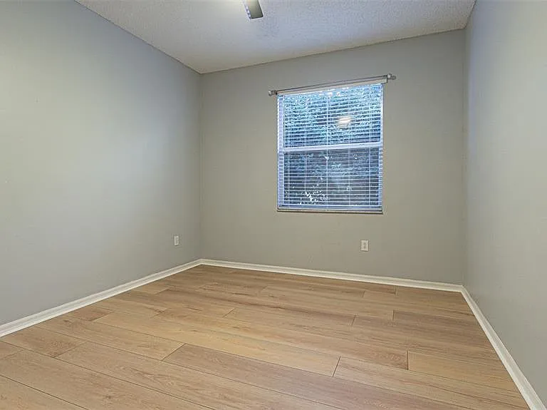 27226 Sea Breeze Way — Photo 29
