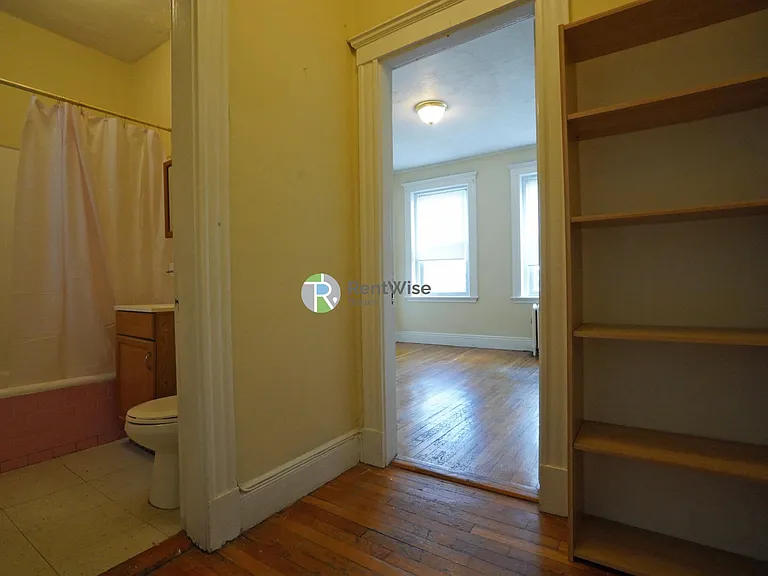 227 Kelton St #5 — Photo 4