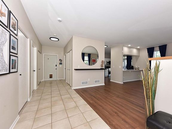 4th image of 339 W Vine STREET