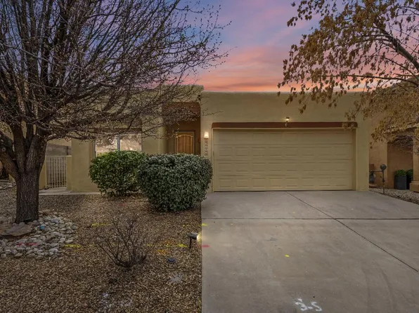 9240 Bluewood Ln NE, Albuquerque, NM 87122