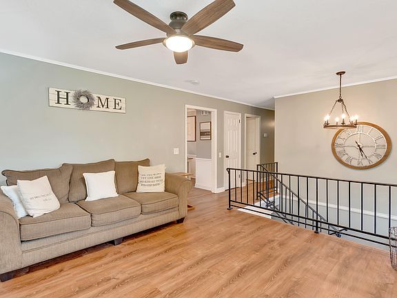 5th image of 1415 Caramel Cir