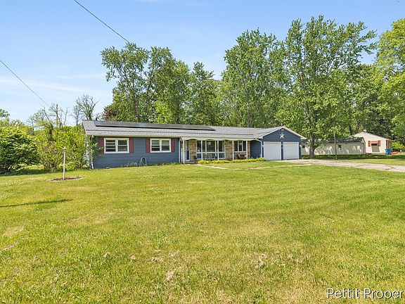 2nd image of 230 Creekview Dr