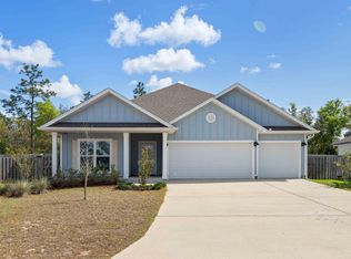 123 Hobson Ave, Crestview, FL 32539